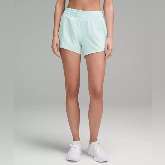 NWT Lululemon Hotty Hot High-Rise Lined Short 4" IdealMint - Picture 3 of 8